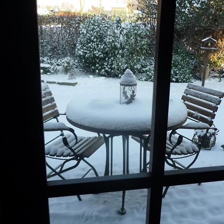 Les Pensees Eigenbrakel Buitenkant foto